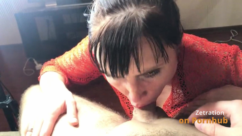 Zetration: Stavo facendo così tardi per il lavoro, ma lui continuava...