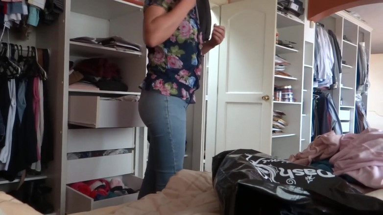 Ardientes69: Voor het eerst laat ik mijn stiefzoon in mijn kont...