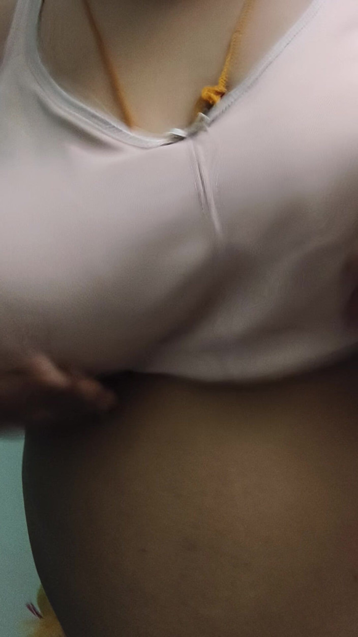 Tamil Dusky Anushiya: You Love My Boobs