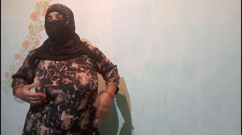 Gulaab: 性感人妻的舞蹈和性爱