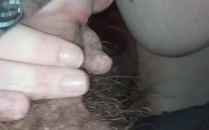 SexyMilf2008: Cewek semok ini lagi asik nyepong dan ngentot kontol sampai...