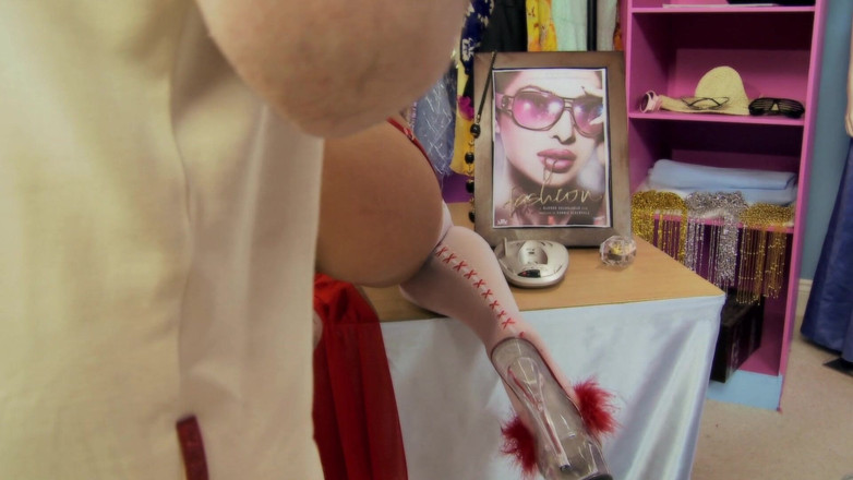 SEXUAL SIN: 美女场景1。丰满的金发女郎享受大鸡巴