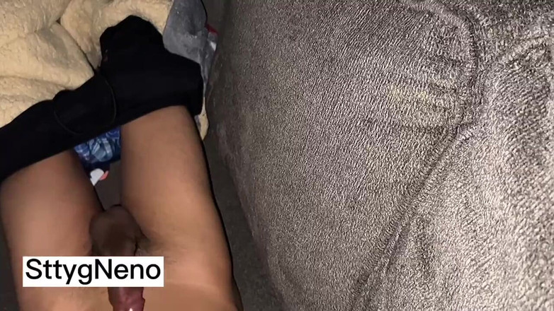 Xooshua (xblue18): Uyandığımda götüme boşaldım | Biri partide beni sikti