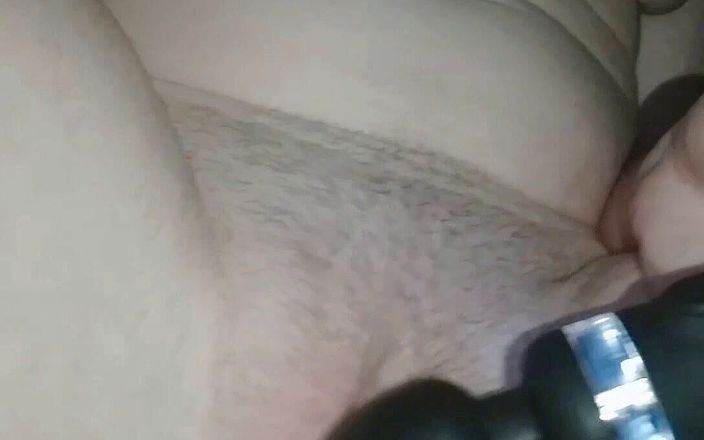 Dahlia Wolf: Close up pussy fucking and big natural tits