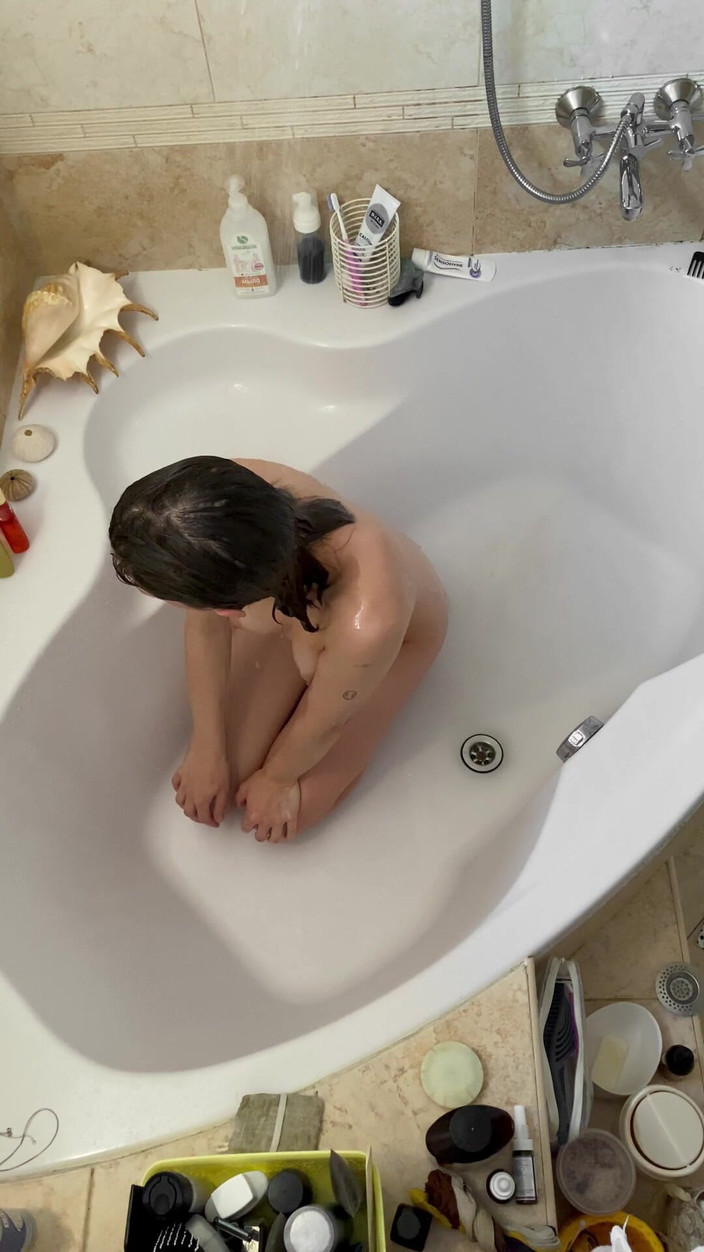 Karafuto404: シャワーを浴びる朝のクイック(電話で見る)