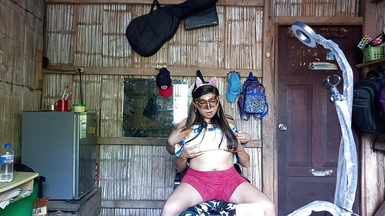 Martin13: Není hanba! Pozval jsem souseda na domácí porno do venkovského...