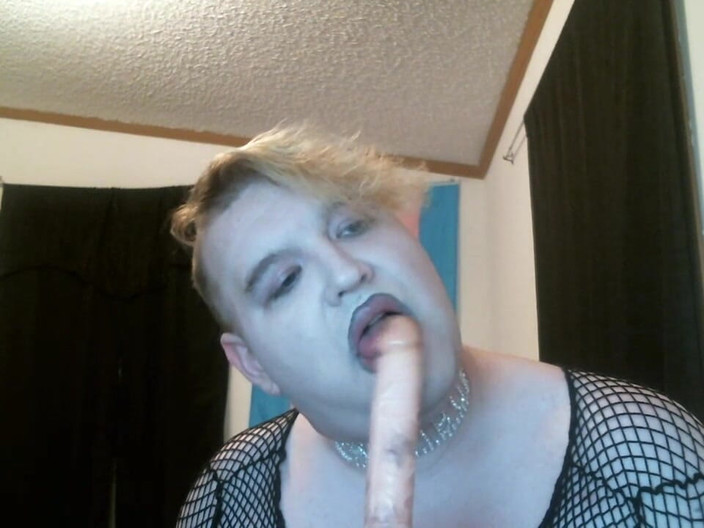 Roxxie rae page: Amalan menghisap zakar Impromptu