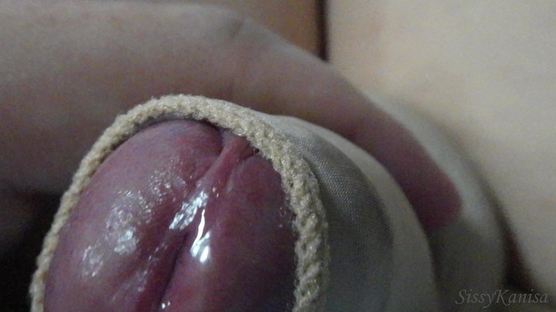 SissyKanisa: Sissykanisa's lingeriecollectie ep23 deel 2: blauwe netkousen en satijnen jurk masturbatie