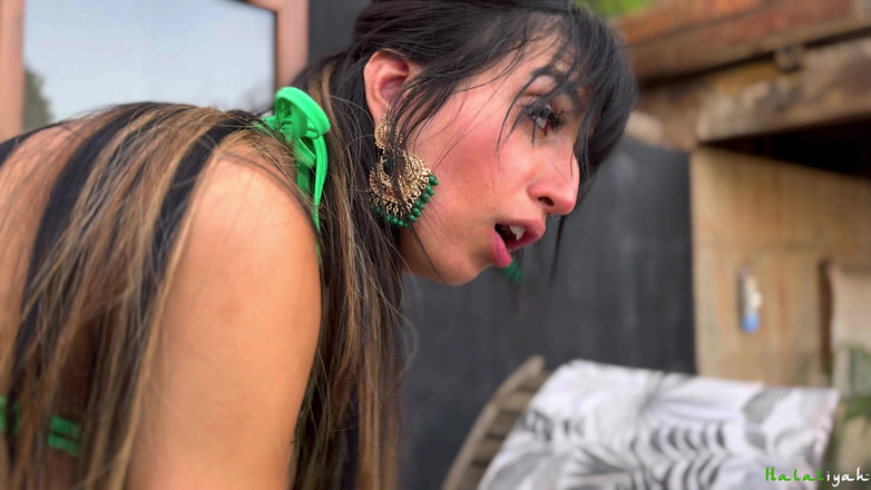 Aaliyah Yasin: 巴基斯坦家庭主妇aaliyah Yasin给她的老公戴绿帽