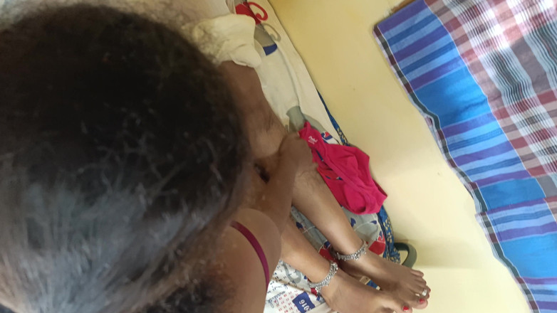 Wonder: Tamilische süße hausfrau lesbisch