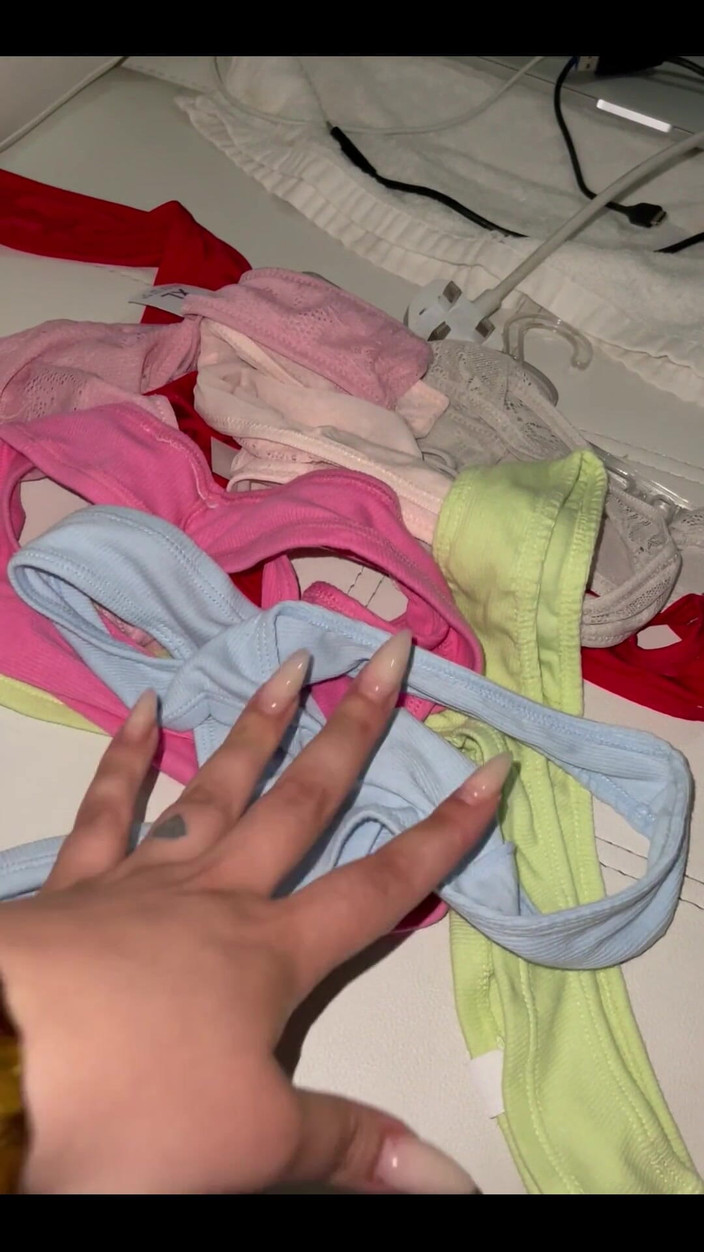 Anastasia Lux: Внимание, если вы хотите 1 Отправить мне совет и имя / адрес для отправки на 1