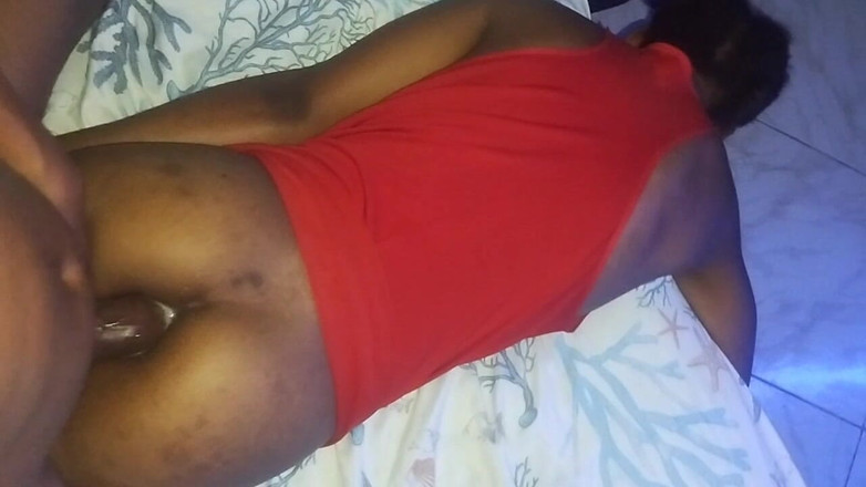 Skyy: Oh no!! Il patrigno mi tira giù le mutandine e...