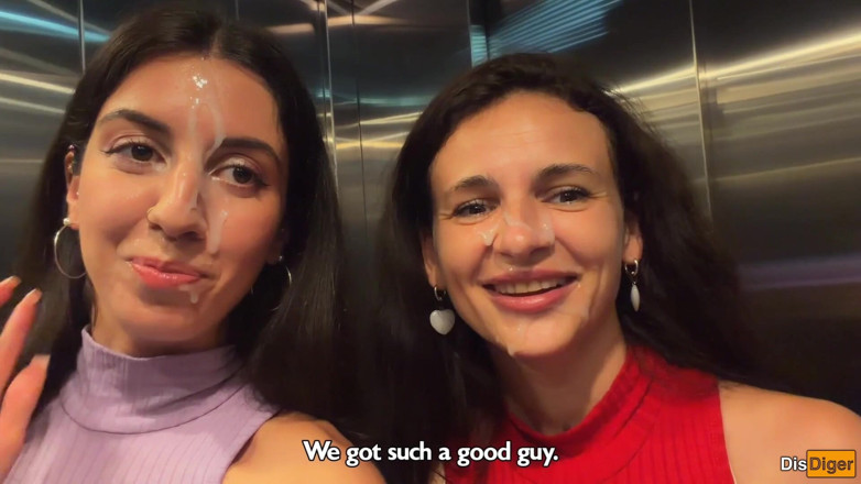 Dis Diger: Two Cum-covered Beauties Love to Walk - Cumwalk