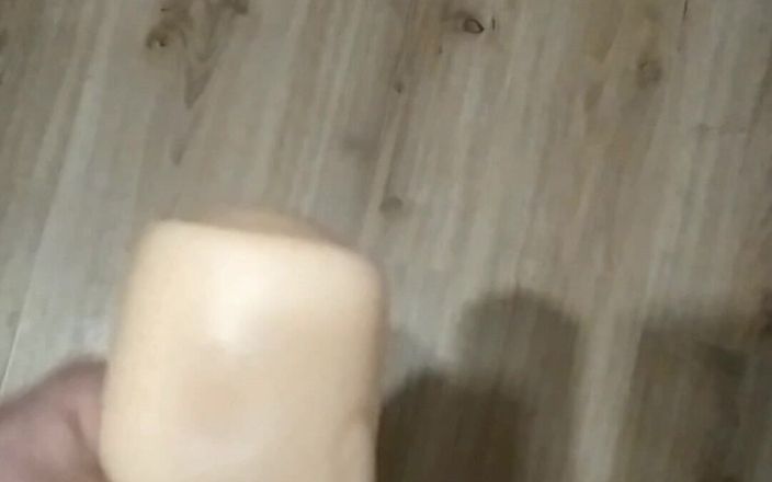 gripfeet: Người thủ dâm tuyệt vời này đã làm cho tôi xuất...