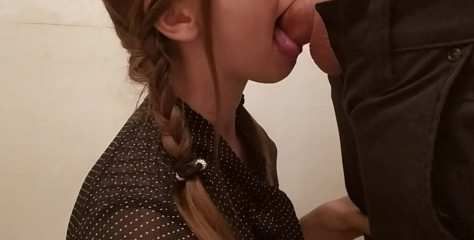 Stella Fog: Awesome Hands Free Blowjob with Tongue From My Secretary