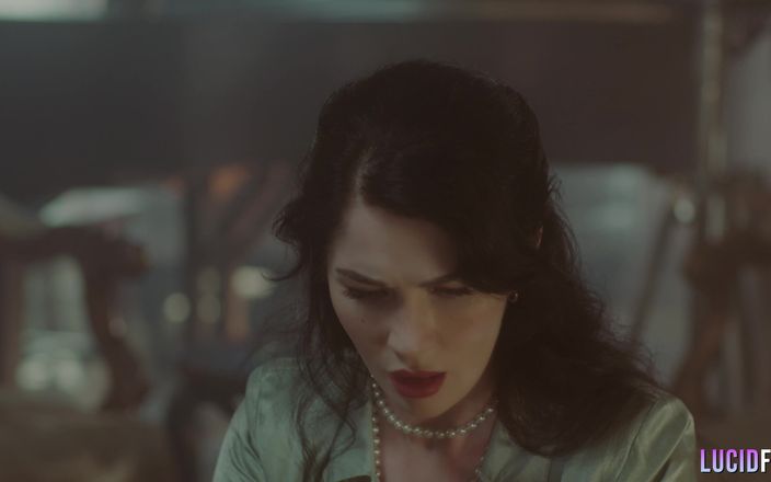 Lucid Flix: Lucidflix Atrás do Olho da Câmera com Octavia Red
