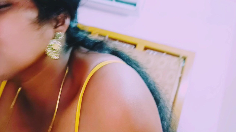 Telugu honey lips: पत्नी और ससुर धोखा दे रहे हैं। तेलुगु गंदी बातचीत