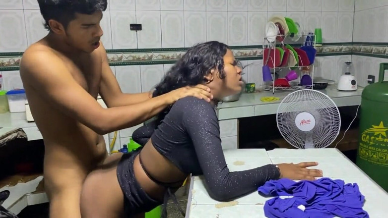 Mariaa: Stieftochter, ich bitte ihren stiefvater um eine massage und er...