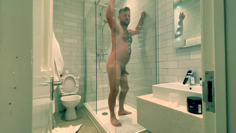 GlennandSonny: Hot Shower Fuck
