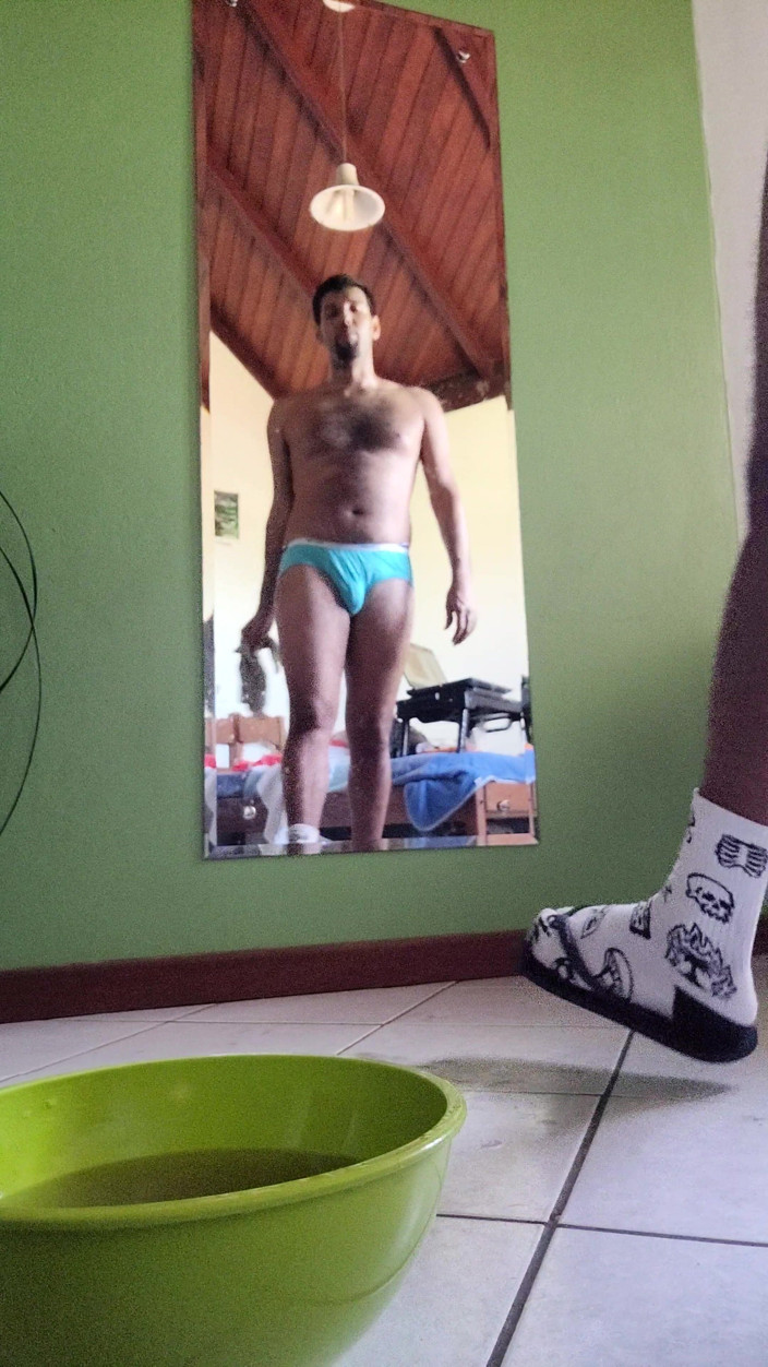 Luksmen1: Luksmen1 Gainer. Cleaning the House While Seducing You