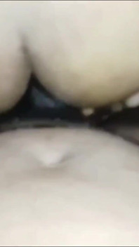 Chica india del pueblo folla en estilo perrito en porno bengalí