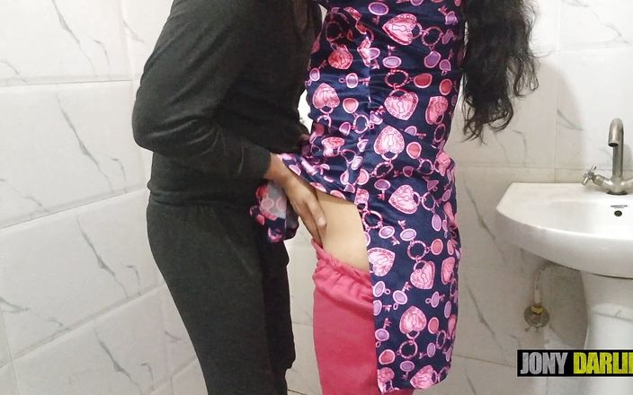 Your x darling: Sister-in-law Raised Her Leg in the Bathroom and Got Cock...