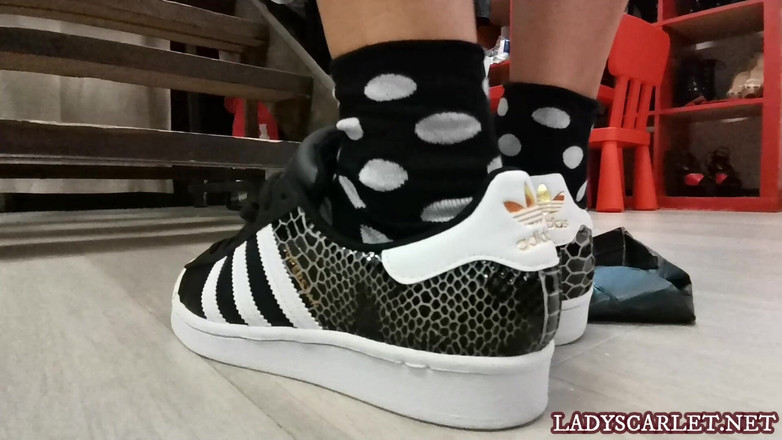 Lady Scarlet: Lady Scarlet - verpletterde doos