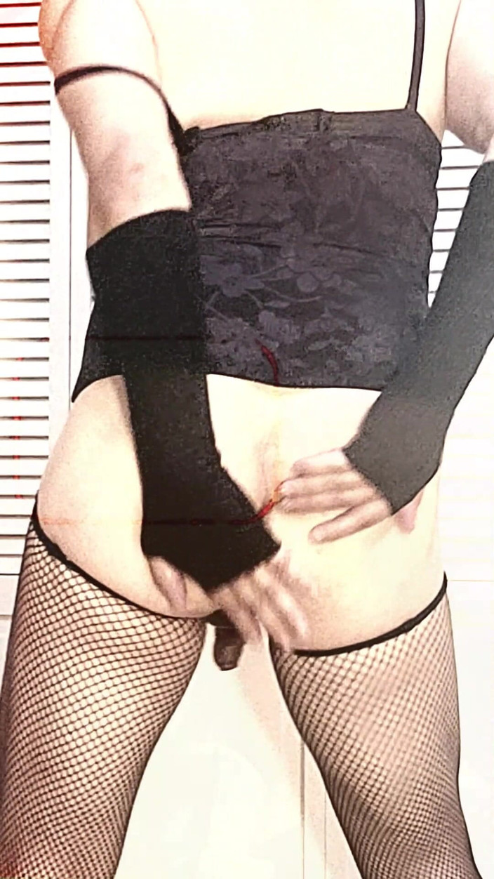 kandiKane: 放荡的巴西女郎kandi肛交自慰 pmv