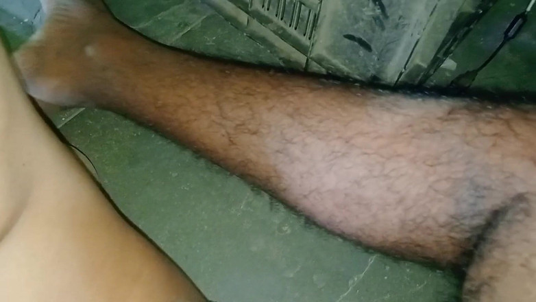 NikiRathod: Divya Lagi Asik Nyepong Dan Ngentot Di Rumah Tetangganya Bagian 2