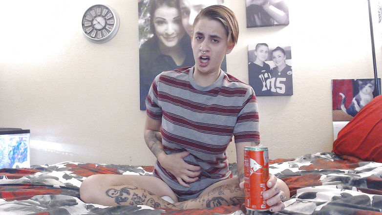 Abby Anna: Red Bull- ejaculări noi