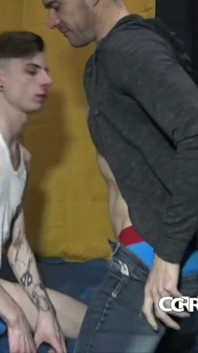 French Twink Fucked Raw by the Big Dic Kof Mcka