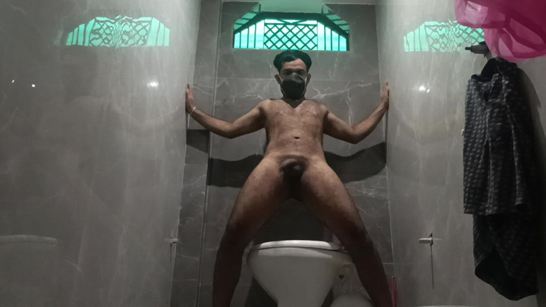 Sansuindia: Indian Devar Nude Toilet Dance