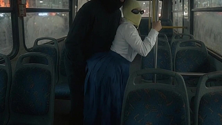 Animate golden: Petite College Girl Pressed by Masked Man in Bedroom