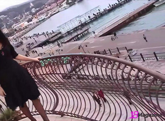 18Magazine: Cele mai bune clipuri cu tânărul model Katie Fey tachinând...