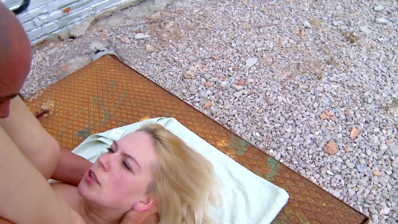 German amateur - 100% German hardcore videos: Blonde bitch with a big ass receives a nice load...