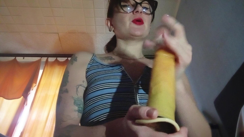 HellENXxOo: Ibu tiri mengajar untuk tersentak