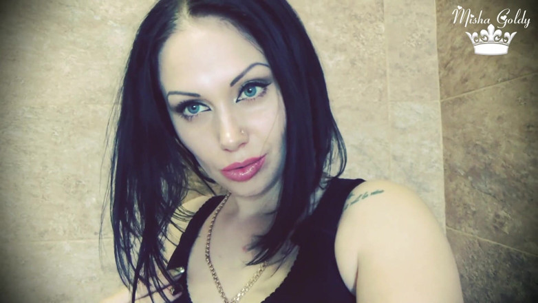 Goddess Misha Goldy: Perfect puffy glossy lips