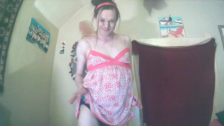 sillymillie4: Millie内裤尝试与贞操带2