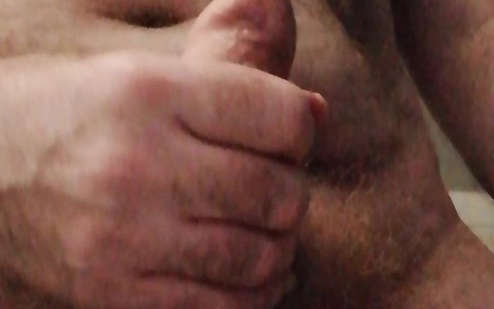 The UK Hairy Bear: Ngocok kontol ayah sampai bancinya banci di balik celana dalamku...