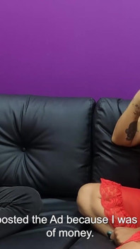 Napalona milf uwielbia ją penetrować bez zabezpieczenia