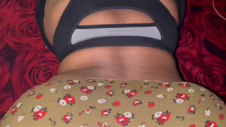 Milfyjean: ホットなガールフレンドカレッジホステルのクソ。