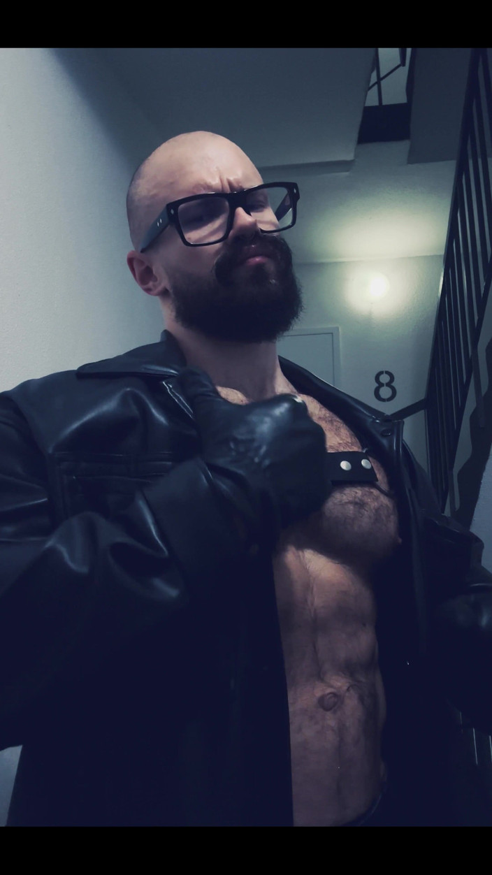 Mister Stone: Ton!