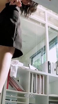 Model TV - Horny Office