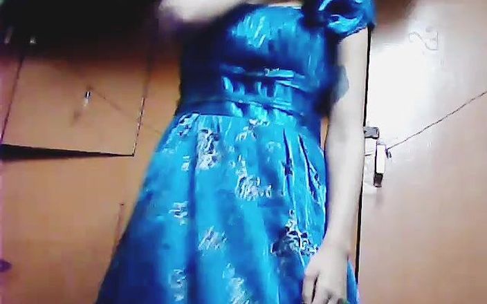 Poonam studio: Susamış gençliğim