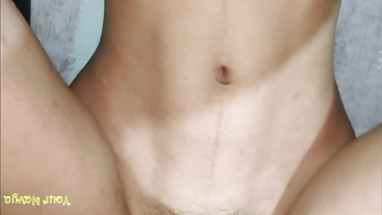 Your Navya: Gadis remaja cantik India pertama kali di hari ulang tahunnya 1