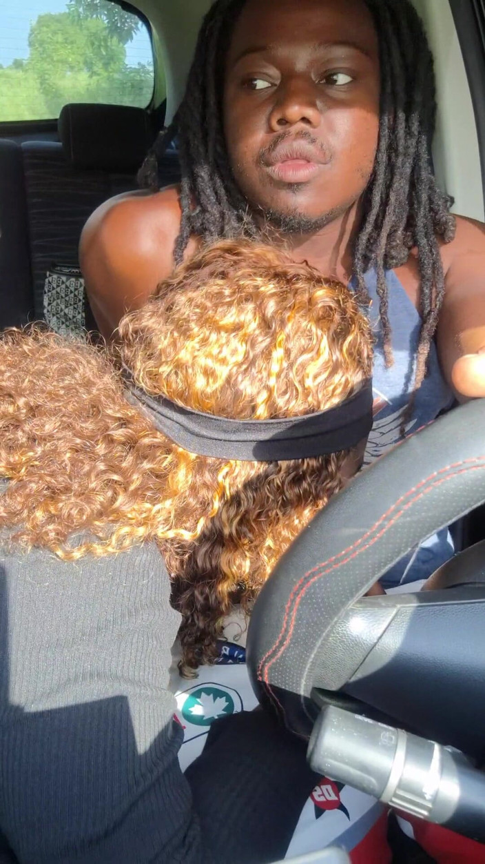 BMCs: Сосать большой член, трахаюсь, еду на 100 км