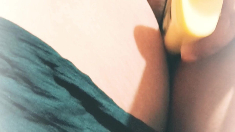 Muskaan bhabhi xxx: Quente indiana sozinha em casa - ação molhada e selvagem