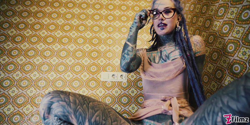 Z-Filmz: Roztahování a chcaní na knihy a hračky