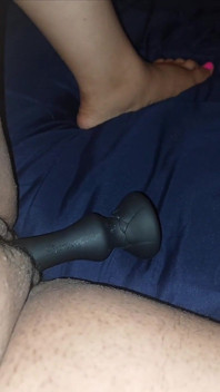 当我玩弄我的阴户时，漂亮的粉红色脚趾卷曲
