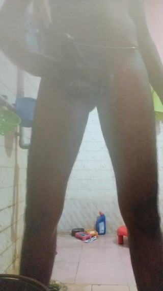 Tamil 10 inches BBC: Tamil bathroom time